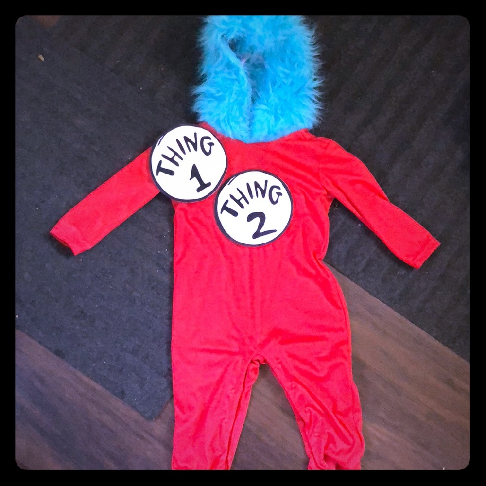 Toddler ‘Thing one/two’ Halloween costume